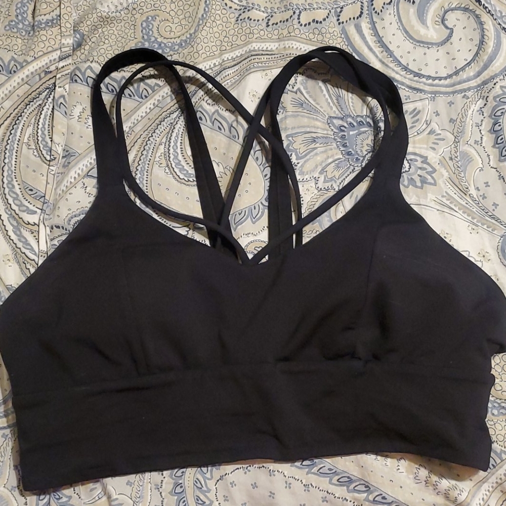 Luluemon sports bra